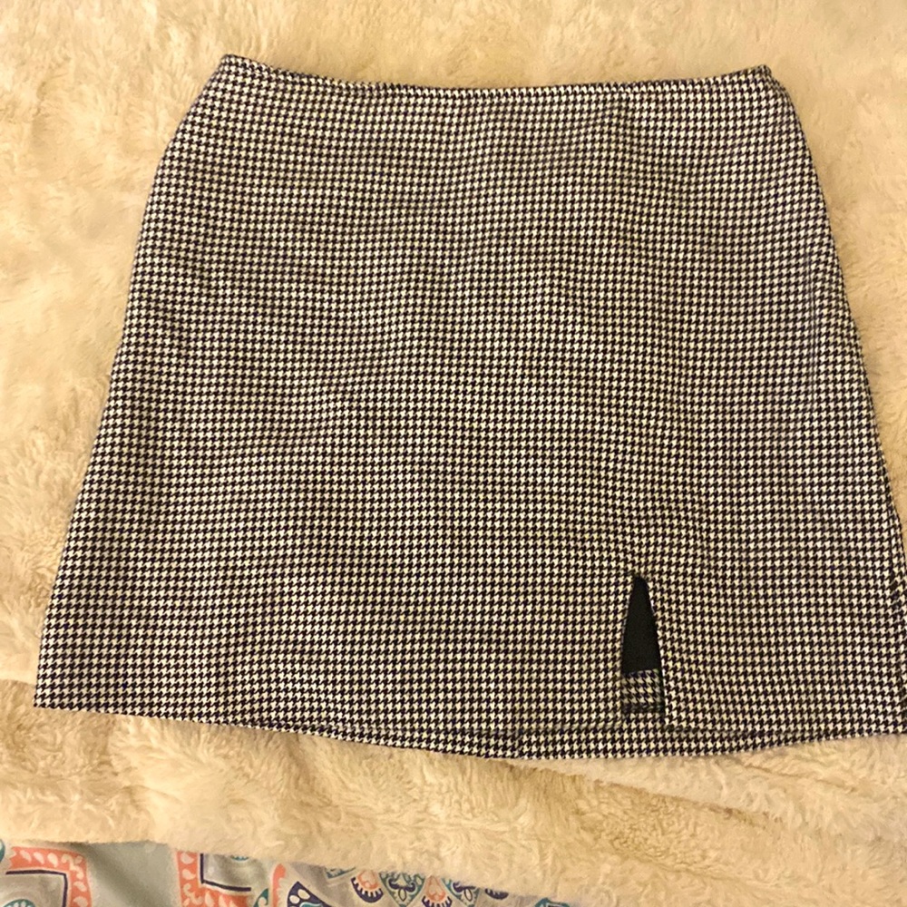 Short forever 21 houndstooth miniskirt